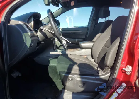 2014 Jeep Grand Cherokee Laredo z USA, uszkodzony, nr VIN 1C4RJEAG4EC519510